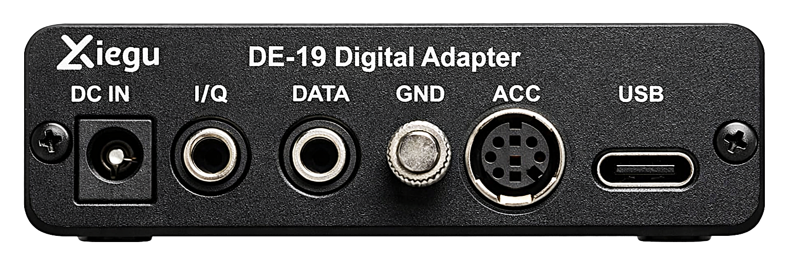 Rear connection ports on the Xiegu DE-19 interface showing USB and audio connections